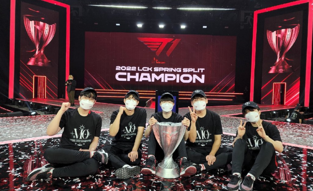 中同样表现 中同样表现