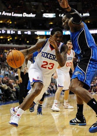 通过更为严 通过更为严