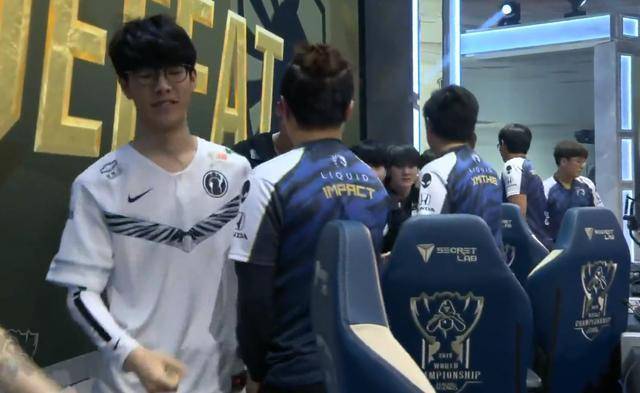 话题自然扩 话题自然扩